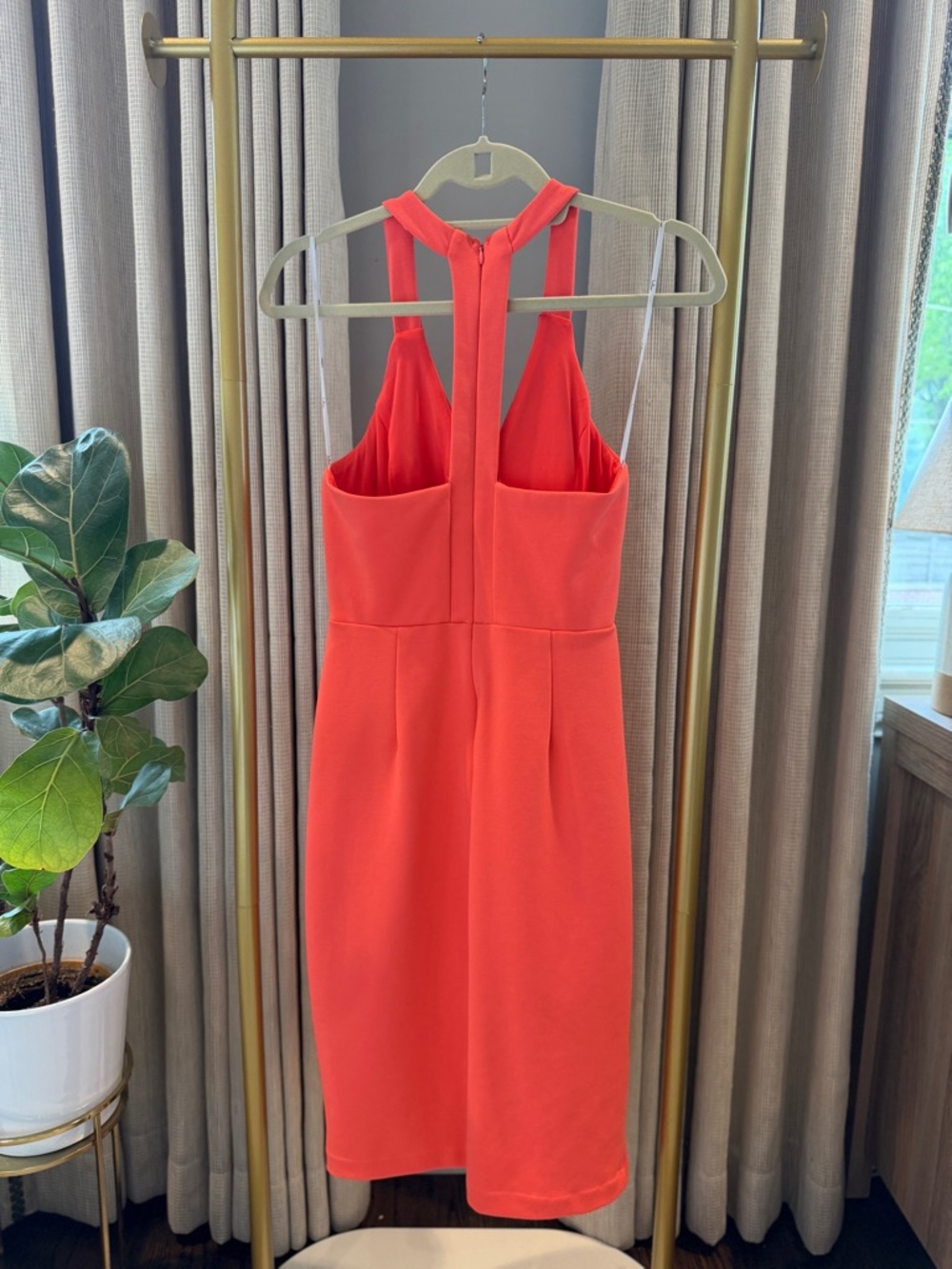 LIKE NEW Lulu's Coral Sleeveless V-Neck Midi Dress - Picture 2 of 3